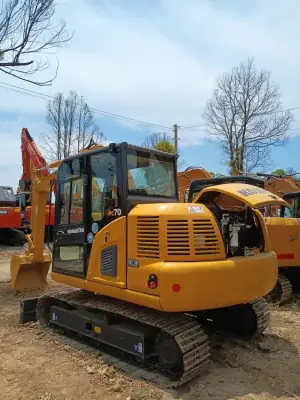 Used Komatsu PC70-8 Excavator photo 2