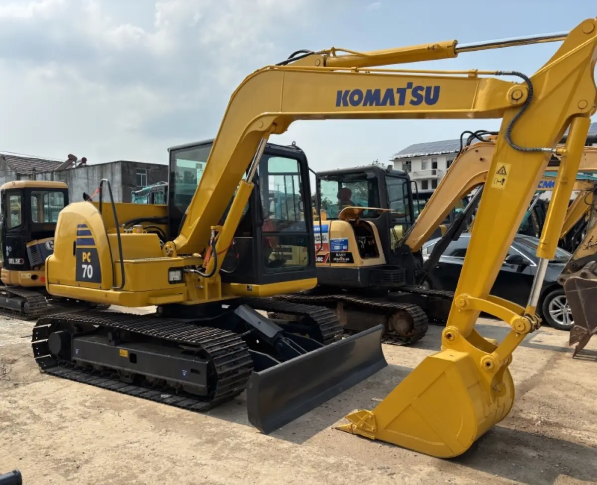 Used Komatsu PC70 Mini Excavator photo 1