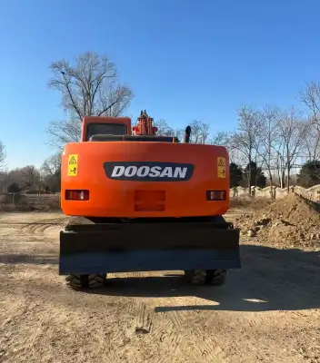 Used Doosan DH150W-7 Excavator photo 4