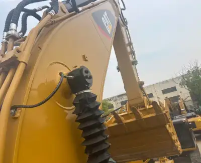 Used Caterpillar 323D2L Excavator photo 3