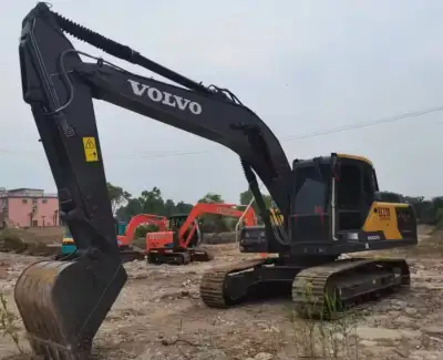 Used Volvo 210 Excavator photo 3