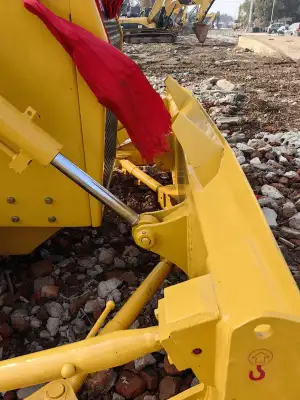 Used Shantui SD16 Bulldozer photo 6