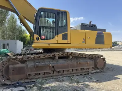 Used Komatsu 460 Excavator photo 12