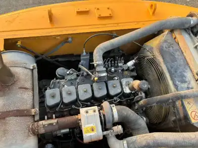 Used Hyundai R210W-9 Wheeled Excavator photo 3