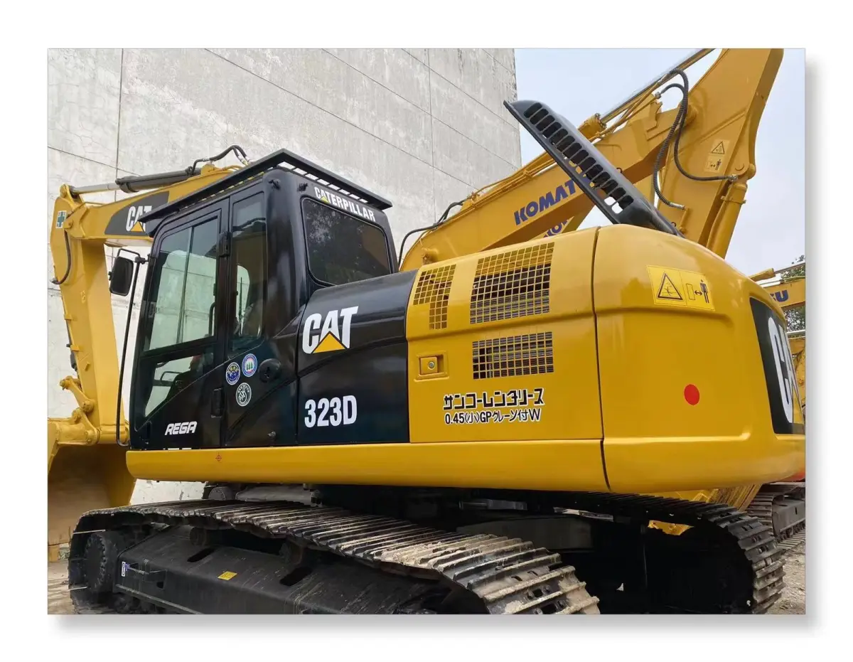Used Caterpillar 323D Excavator photo 1