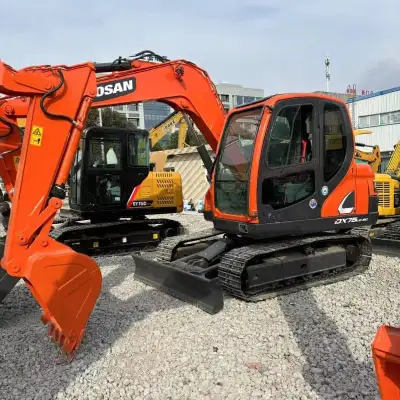 Used Doosan DX75 Excavator photo 3