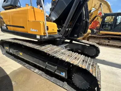 Used Hyundai HX220S Excavator photo 4