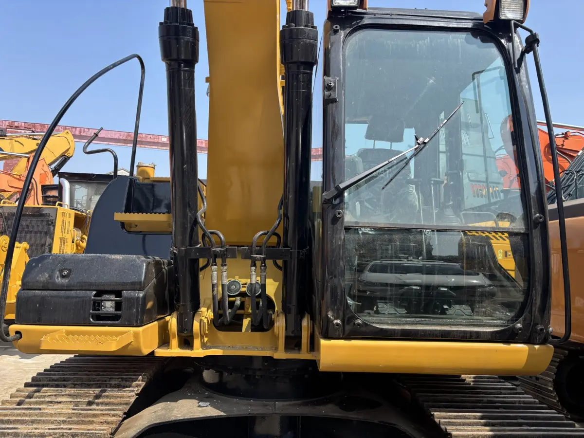 Used Caterpillar 315 Excavator photo 1