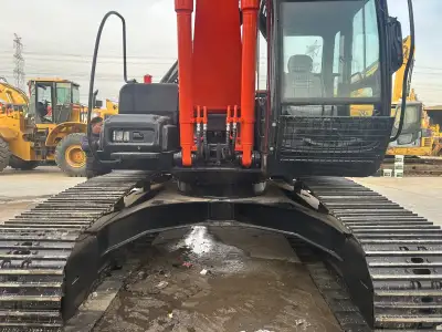 Used Hitachi 200 Excavator photo 9