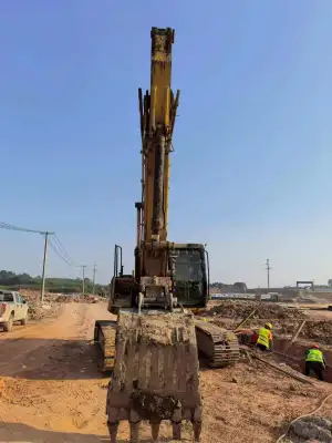 Used JCB 220 Excavator photo 5