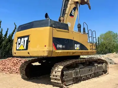 Used Caterpillar 374D Excavator photo 3