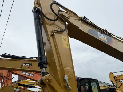 Used Caterpillar 325 Excavator photo 7