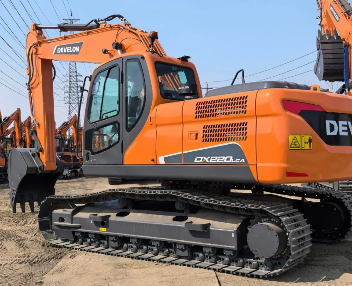 Used Doosan DX220LCA Excavator photo 1
