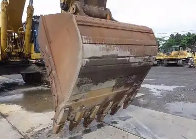 Used Caterpillar 385 Excavator photo 9