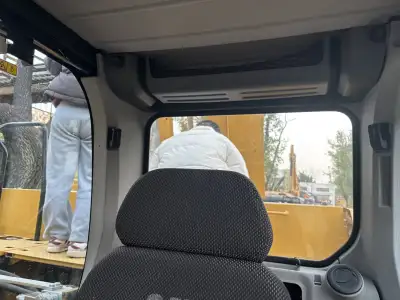 Used Caterpillar 320 Excavator photo 2