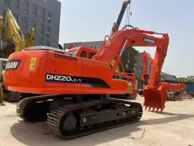 Used Doosan DH220LC Excavator photo 2