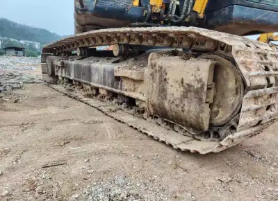 Used Hyundai R215-7 Excavator photo 6