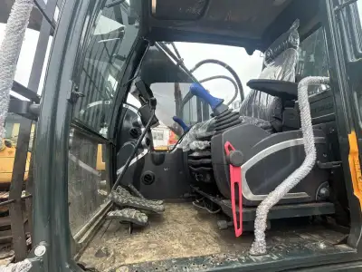 Used Hyundai 305LC-9T Excavator photo 4
