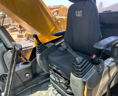 Used Caterpillar 320D Excavator photo 12