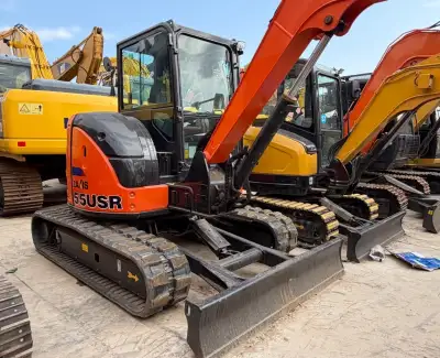 Used Hitachi 55 Mini Excavator photo 4