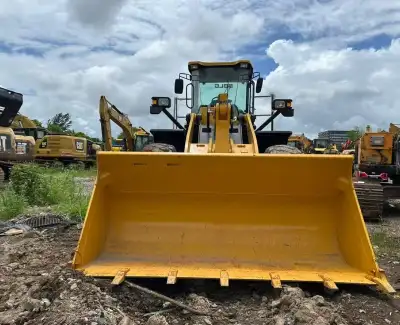 Used SDLG L958F Wheel Loader photo 5