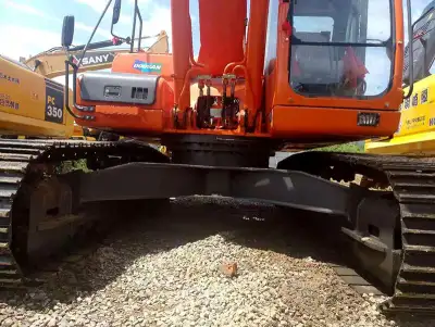 Used Doosan DX300LC Excavator photo 4