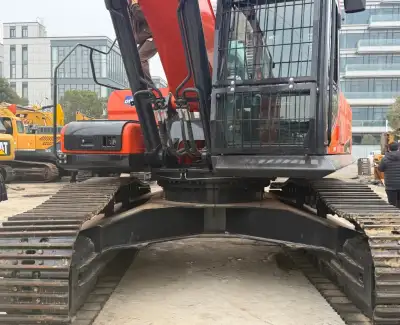 Used Doosan 380 Excavator photo 8