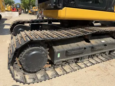 Used Caterpillar 320 Excavator photo 6
