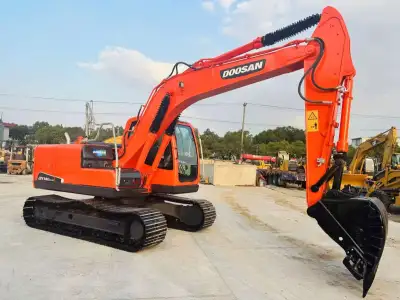 Used Doosan DX140LCA Excavator photo 2