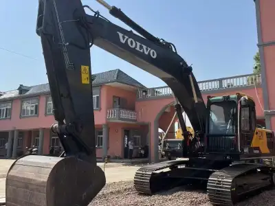 Used Volvo EC240B Excavator photo 4