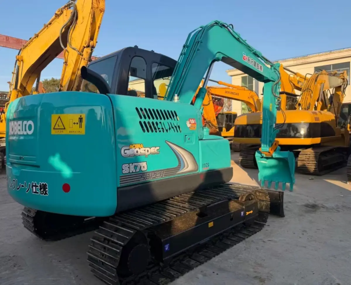 Used Kobelco SK75 Excavator photo 1