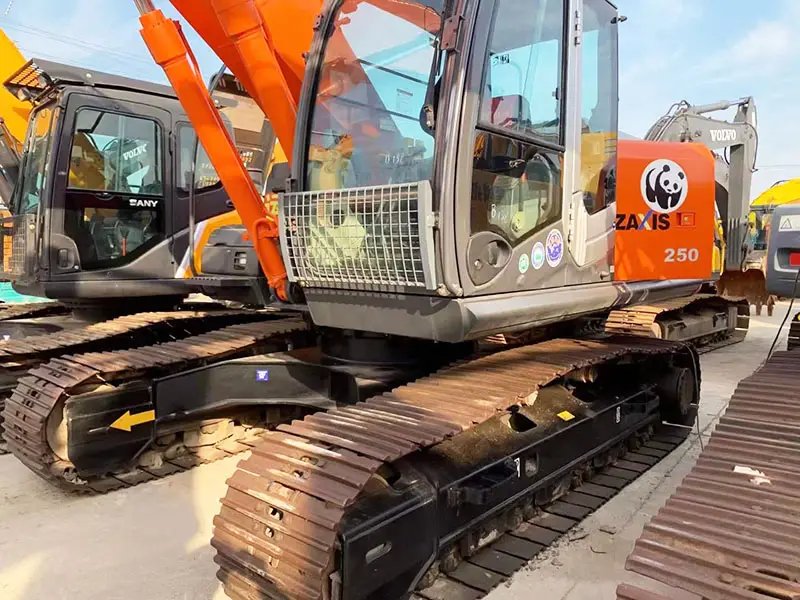 Used Hitachi ZX250 Excavator photo 1