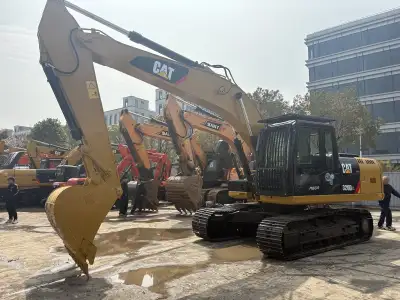 Used Caterpillar 320D2L Excavator photo 3