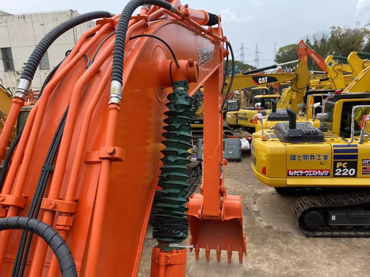 Used Hitachi ZX200 Excavator photo 1