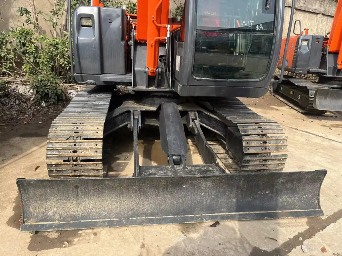 Used Hitachi 70 Mini Excavator photo 1