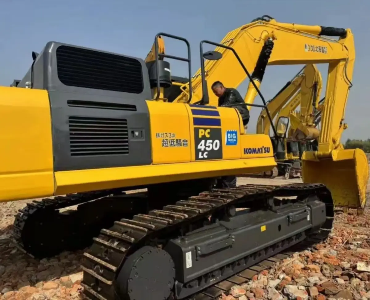 Used Komatsu PC450 Excavator photo 1