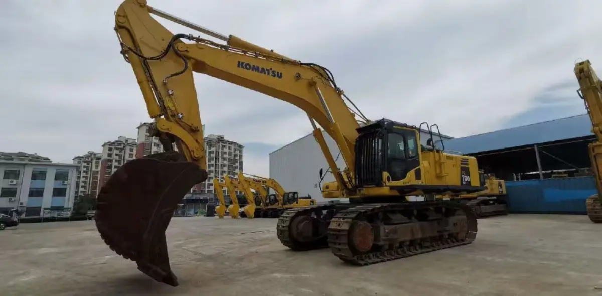 Used Komatsu PC700 Excavator photo 1