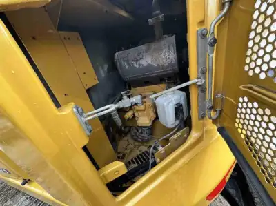 Used Caterpillar 307.5 Mini Excavator photo 7