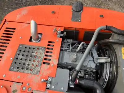 Used Hitachi 240 Excavator photo 7