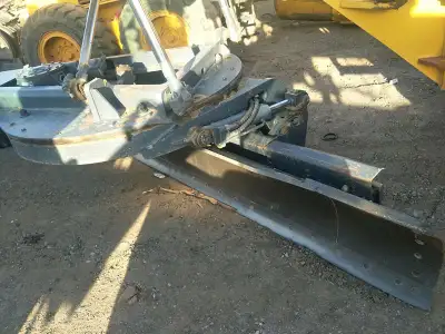 Used XCMG GR180 Motor Grader photo 6