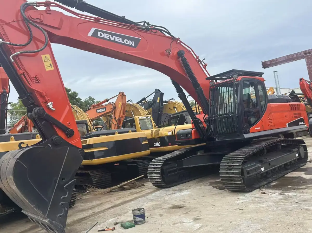 Used Doosan 360LCA Excavator photo 1