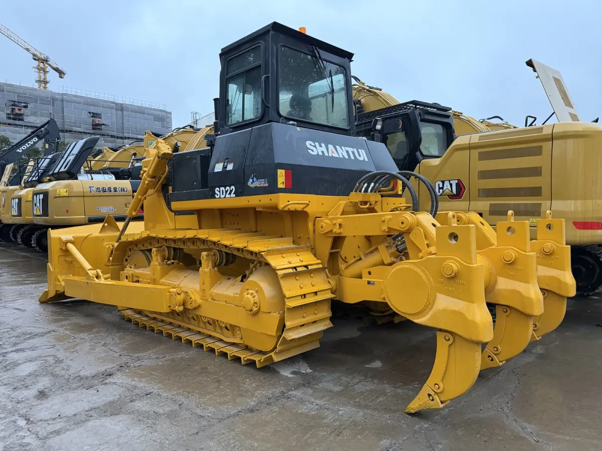 Used Shantui SD22 Bulldozer photo 1