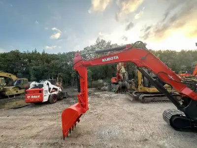 Used Kubota U55-4 Mini Excavator photo 2