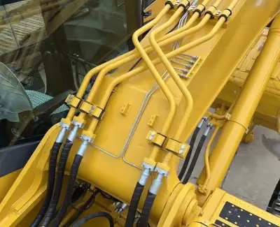 Used Komatsu PC400 Excavator photo 6