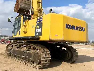 Used Komatsu PC650 Excavator