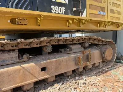 Used Caterpillar 390 Excavator photo 4