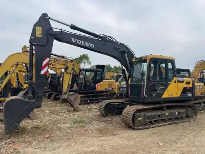 Used Volvo EC140 Excavator photo 5
