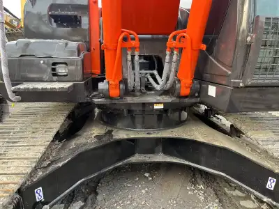 Used Hitachi 240 Excavator photo 12