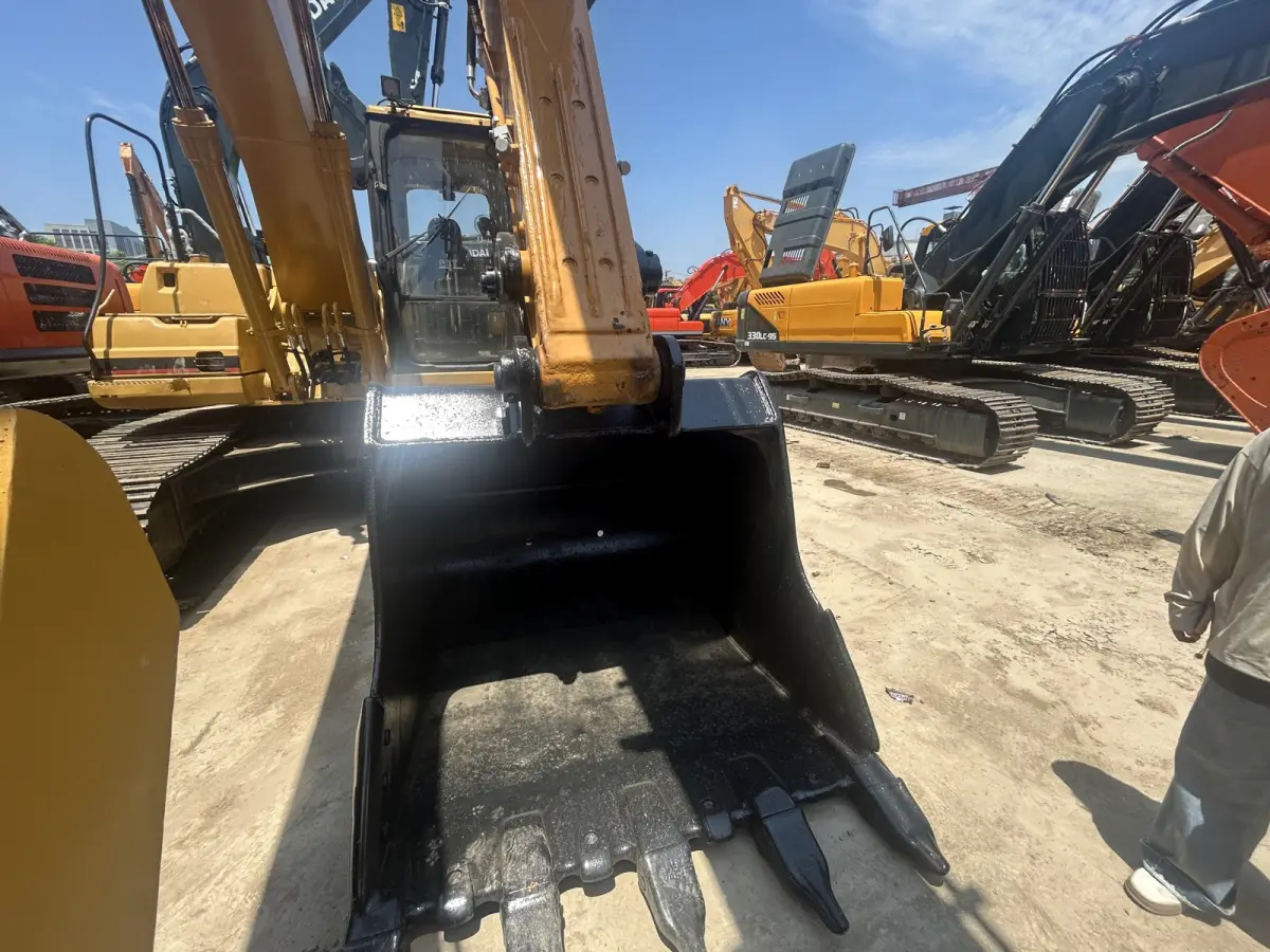Used SANY 385H Excavator photo 1