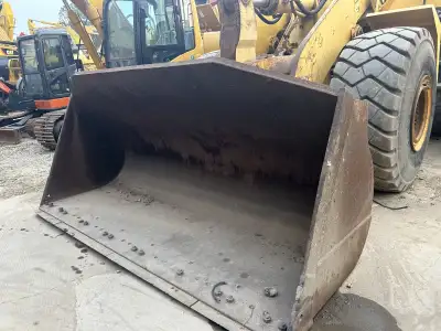 Used Komatsu WA500 Wheel Loader photo 10